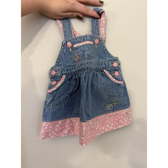 Vintage Oshkosh Denim overall Dress with Ditsy Pink Floral Genuine Baby 90s - Picture 1 of 8